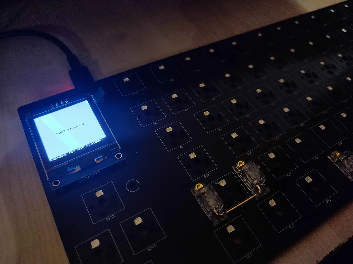 YDR7 custom keyboard firmware banner